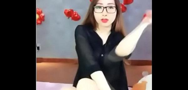  uplive hot girl sexy dance